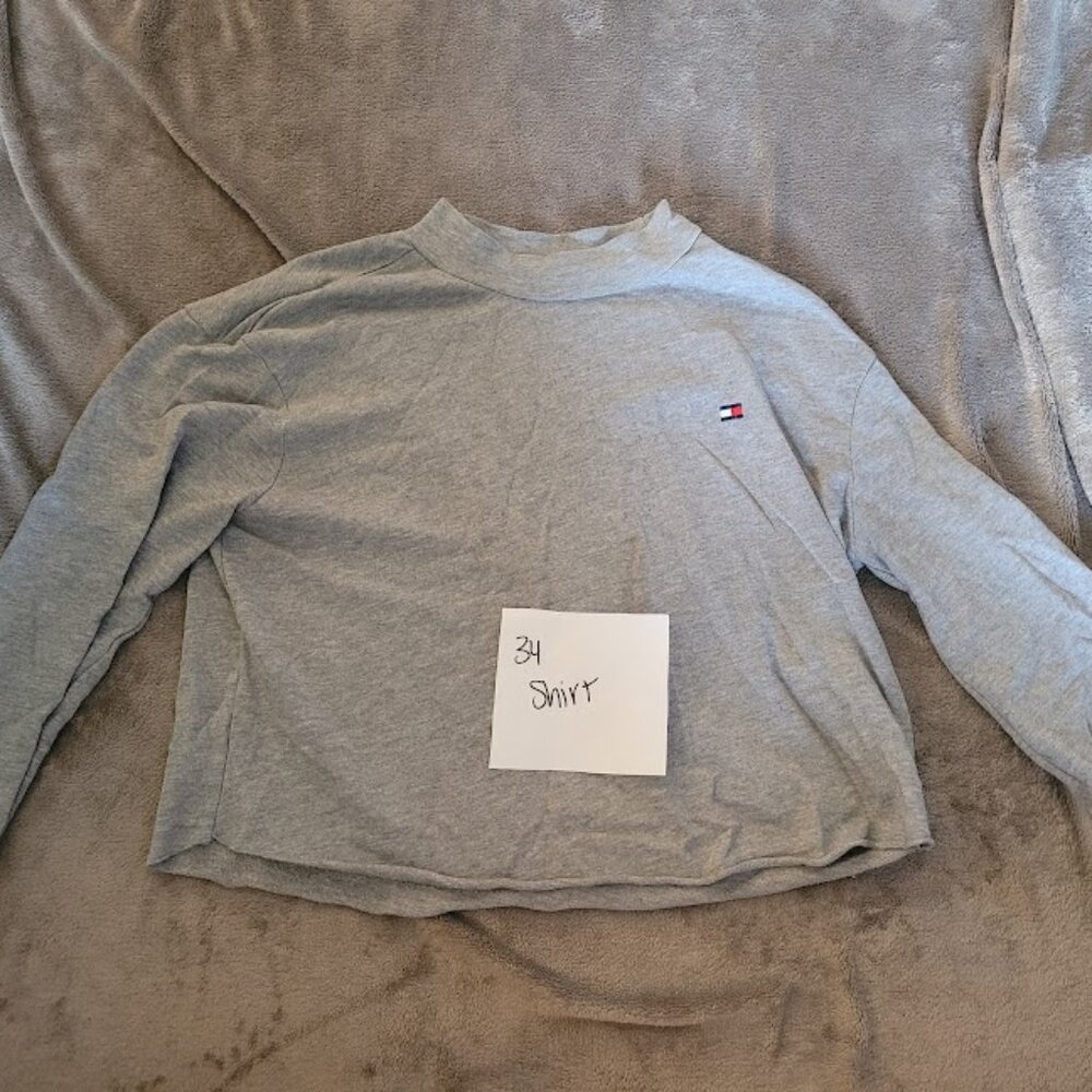 (SHIRT 34) - Women’s Long Sleeve Cropped Turtleneck Top